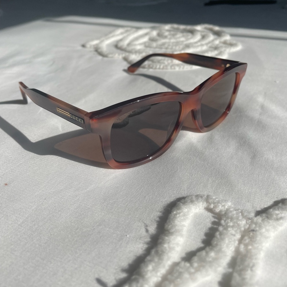 Gucci sunglasses